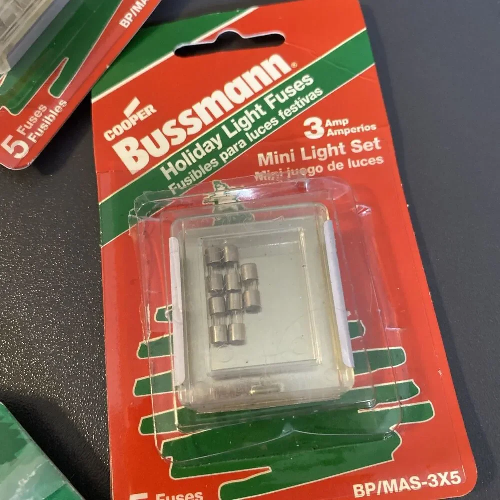 Vintage Christmas Replacement Fuses For Minature Light Set 3 Amp 120 Volt Lot